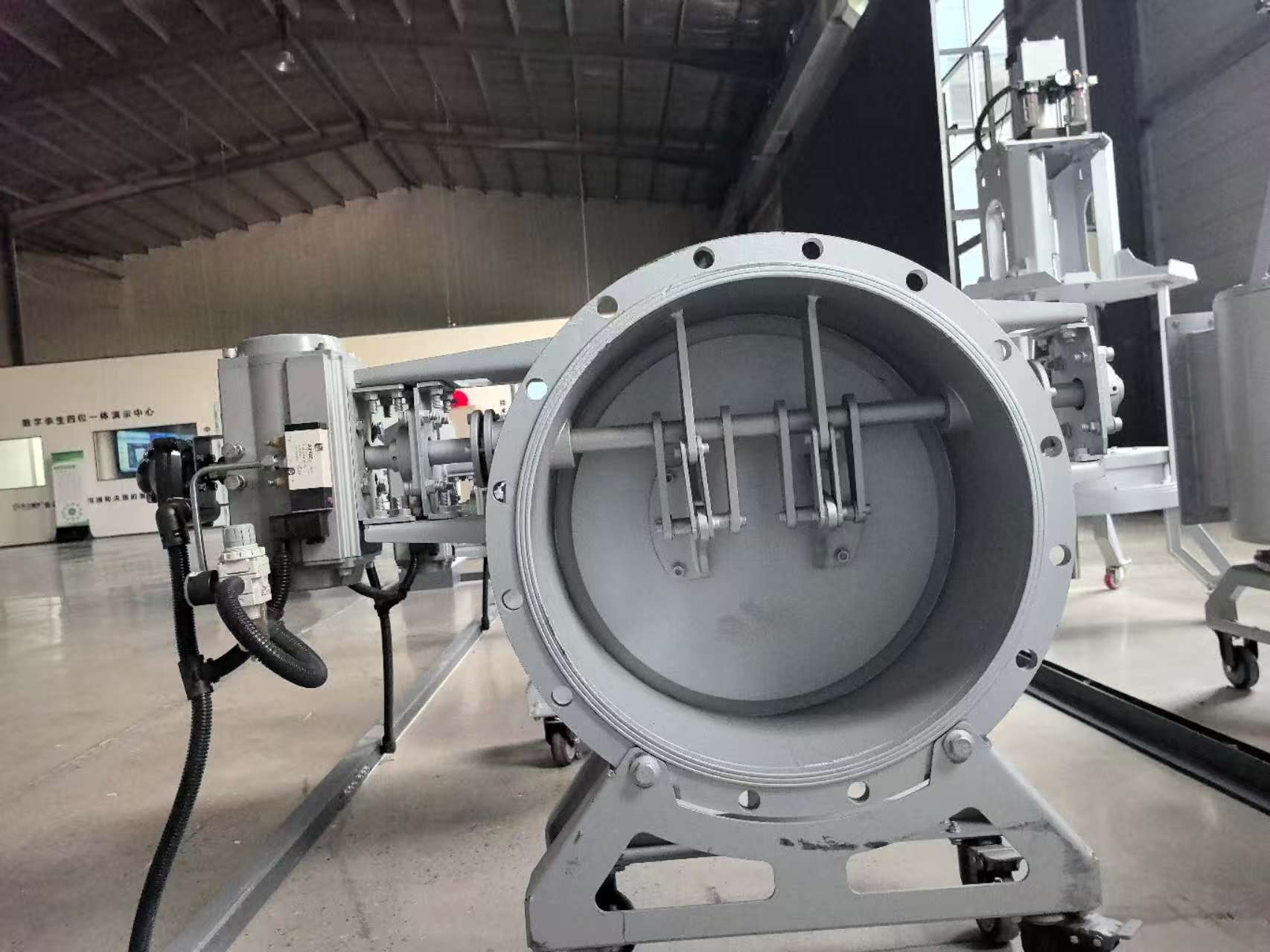 687c7a79-c1a3-43cb-b2da-f8692ecea7a2